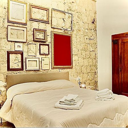 La Dimora Di Mary Apartment Napoli Bagian luar foto