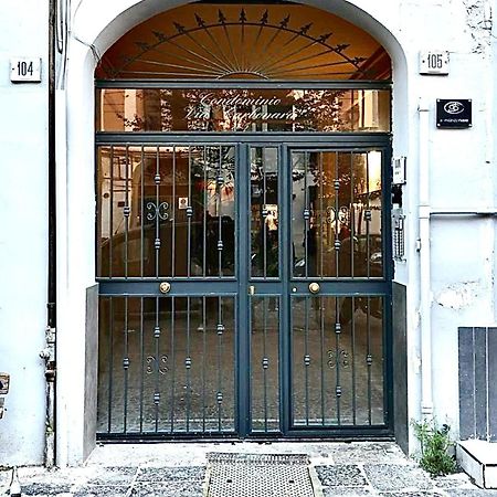 La Dimora Di Mary Apartment Napoli Bagian luar foto