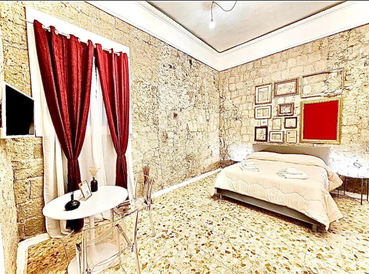 La Dimora Di Mary Apartment Napoli Bagian luar foto