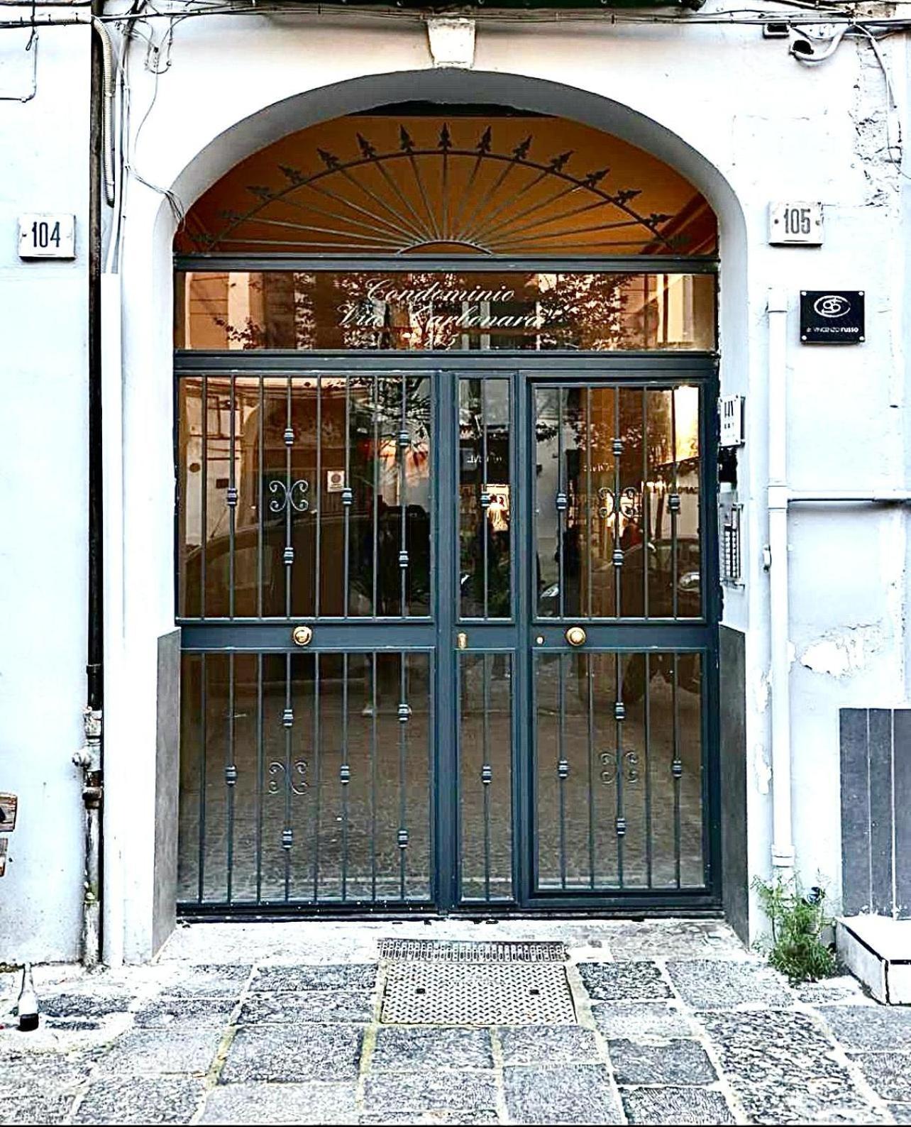 La Dimora Di Mary Apartment Napoli Bagian luar foto
